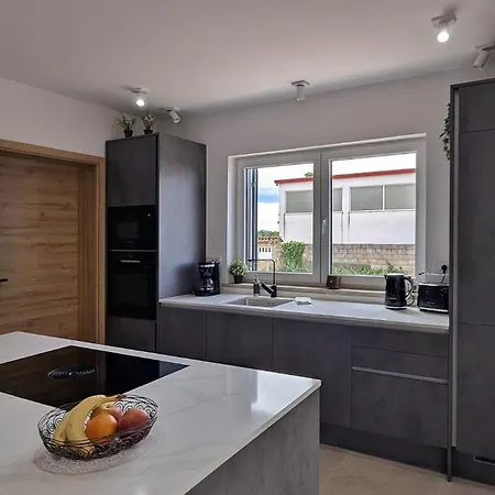 Anso 别墅 Milanezi